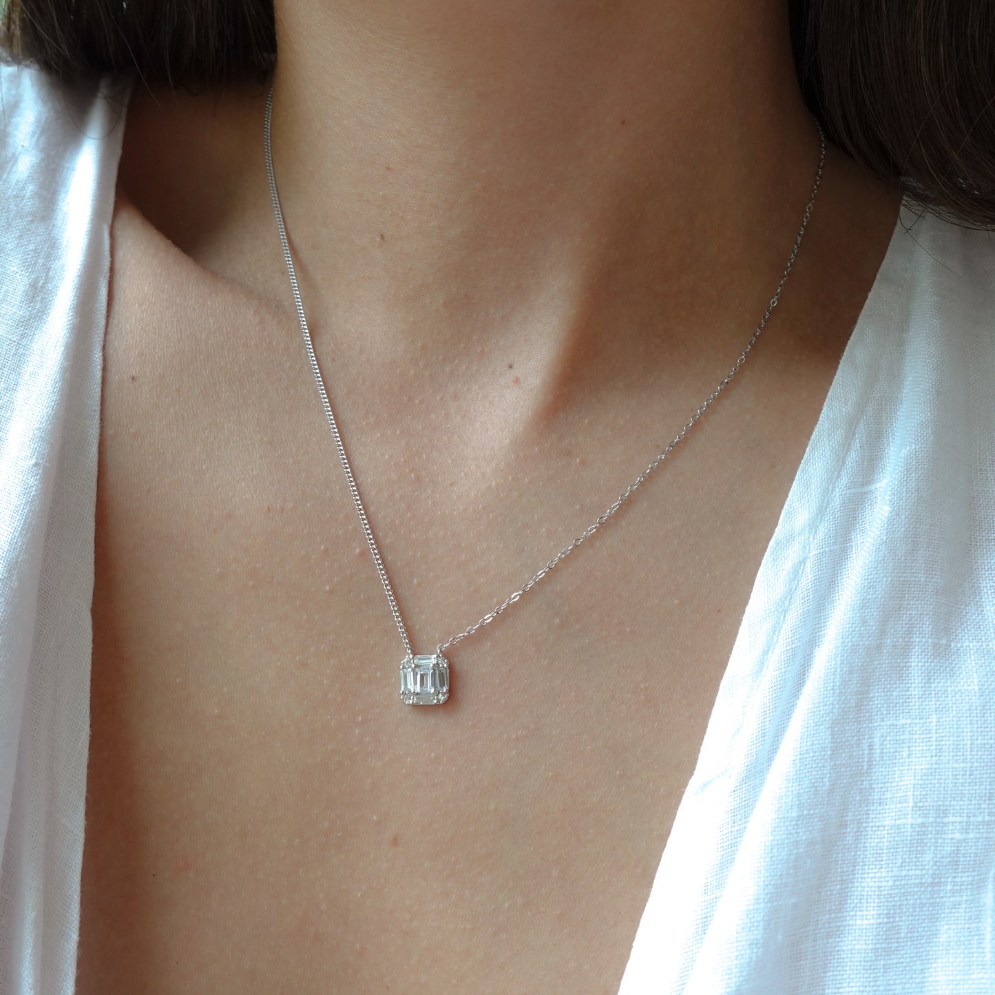 Collar thiny crystals