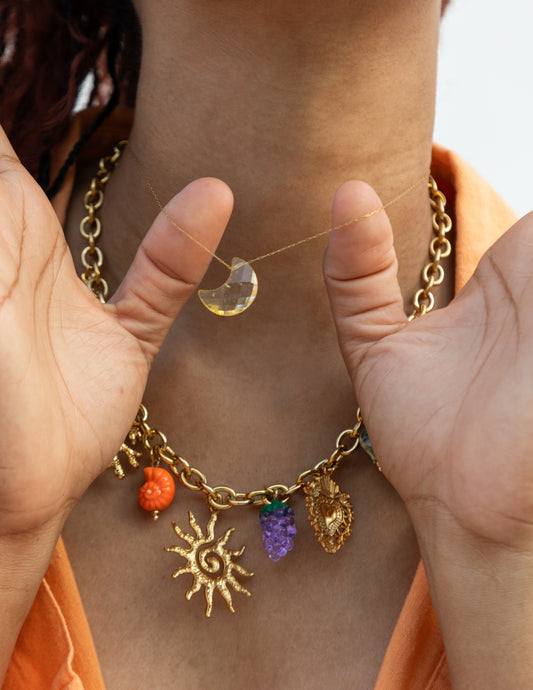 Collar crystal moon